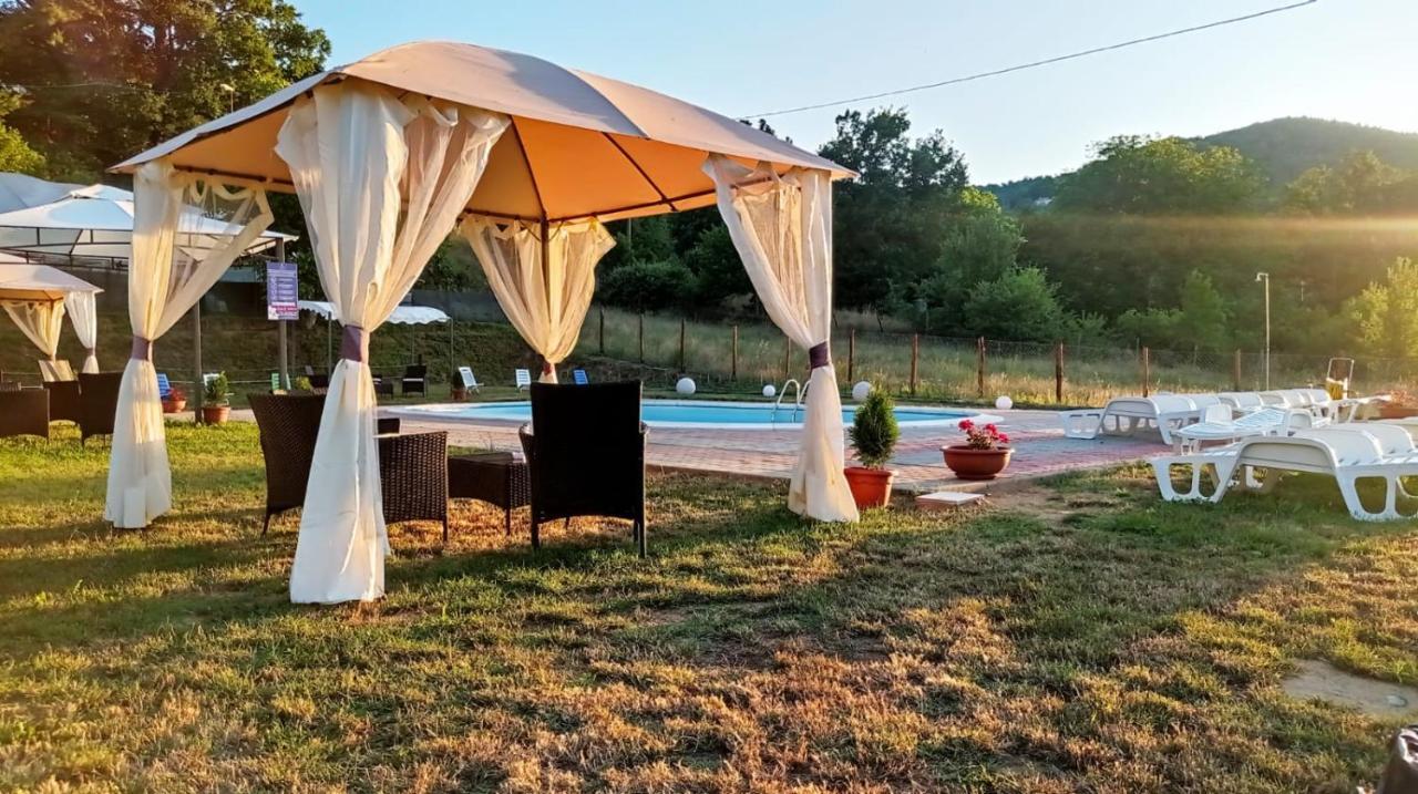 Agriturismo Tre Elle Acri Bagian luar foto