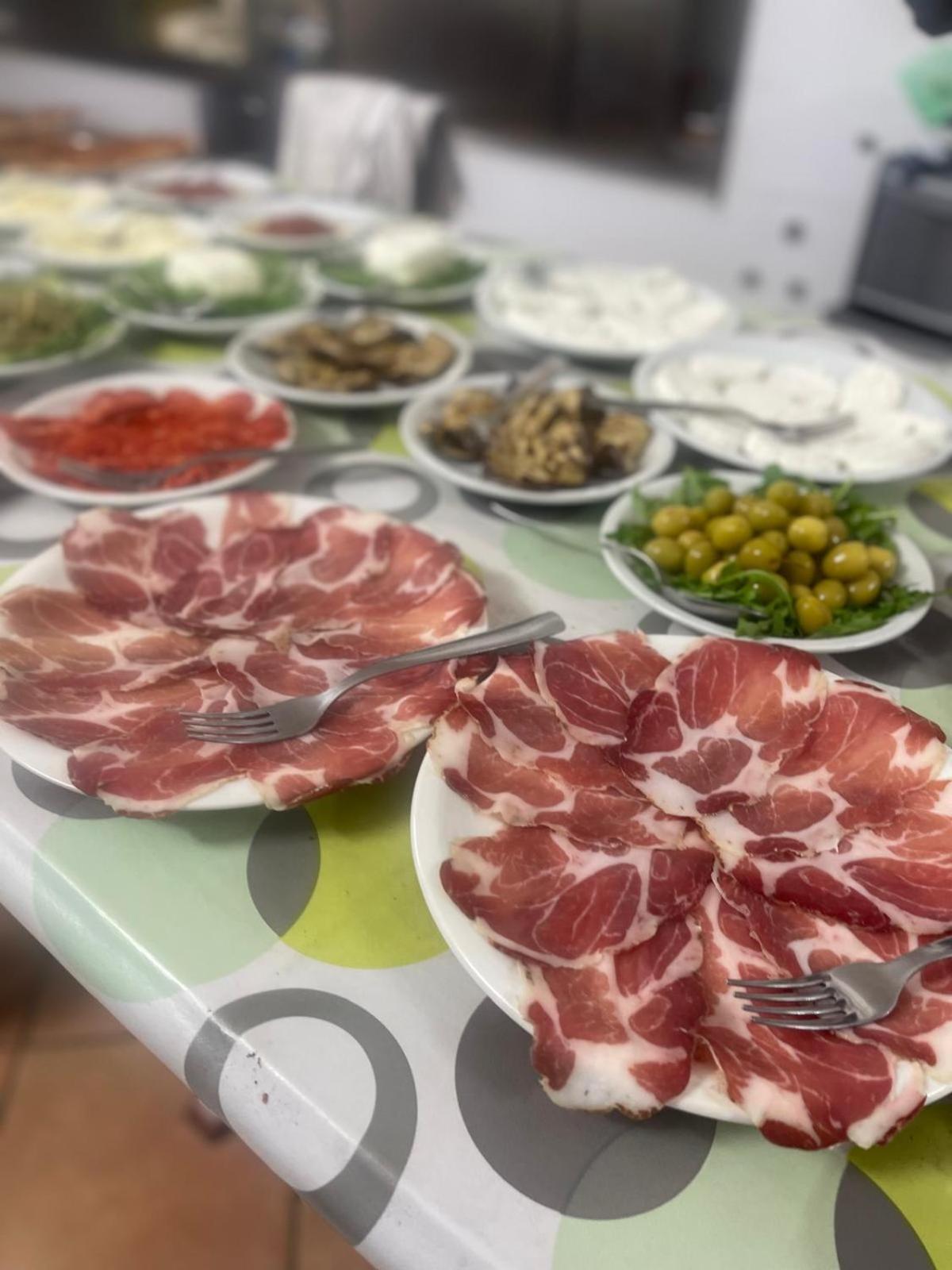 Agriturismo Tre Elle Acri Bagian luar foto